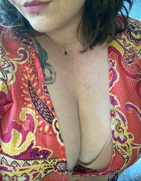 curvybbw22 porn star img