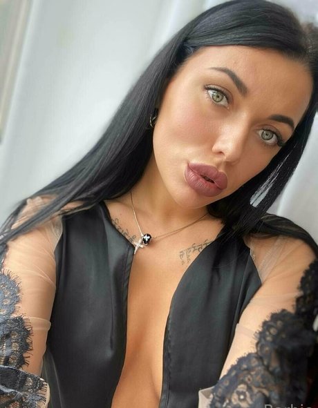 barbie33 star high quality pics