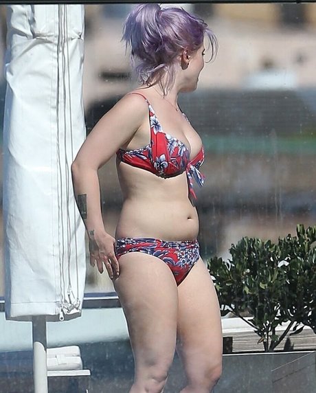 Kelly Osbourne adult star galleries