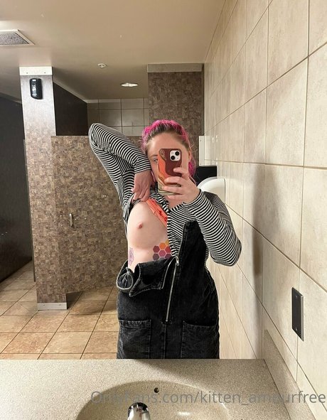 kitten amourfree model exclusive photo