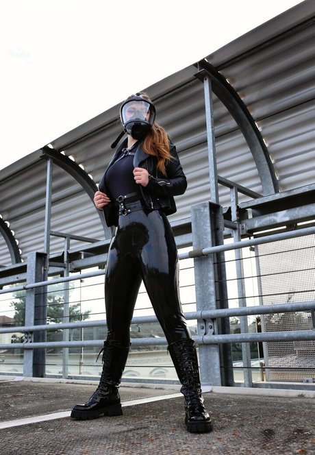 madame alaska official model beautiful pics