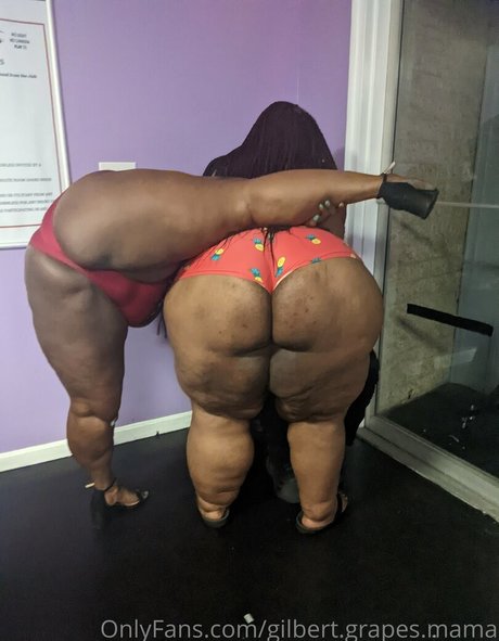 gilbert grapes mama nude model gallery