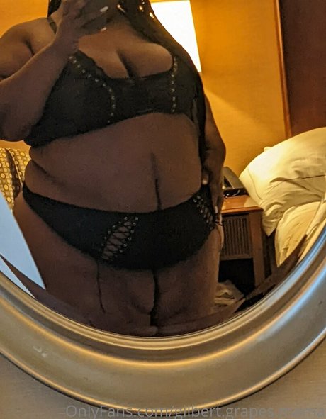 gilbert grapes mama model erotic archive