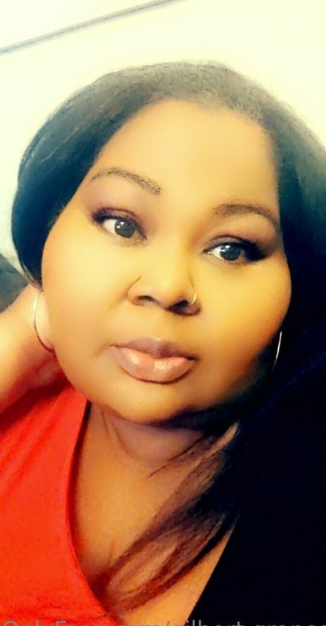 gilbert grapes mama model free pic