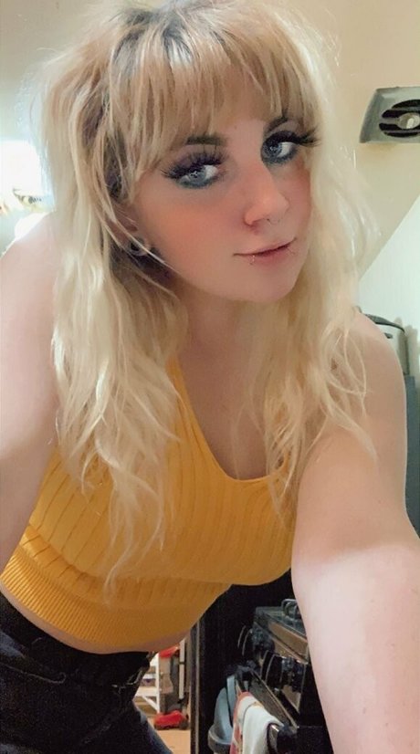 beautifulychaotic sexy pornstar gallery