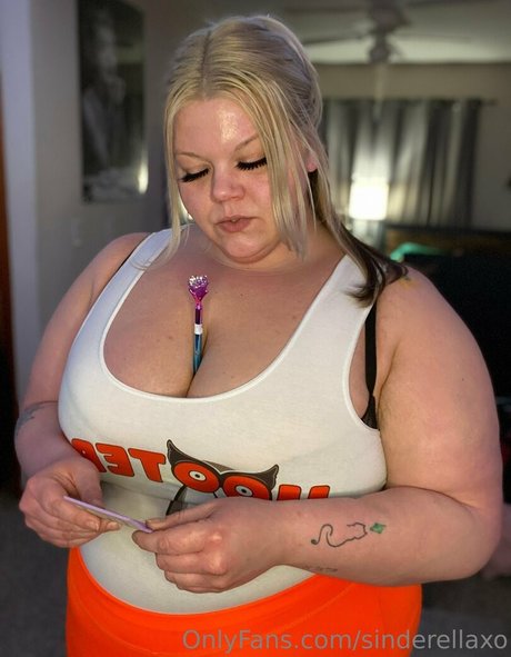 sinderellaxo erotic actress picture