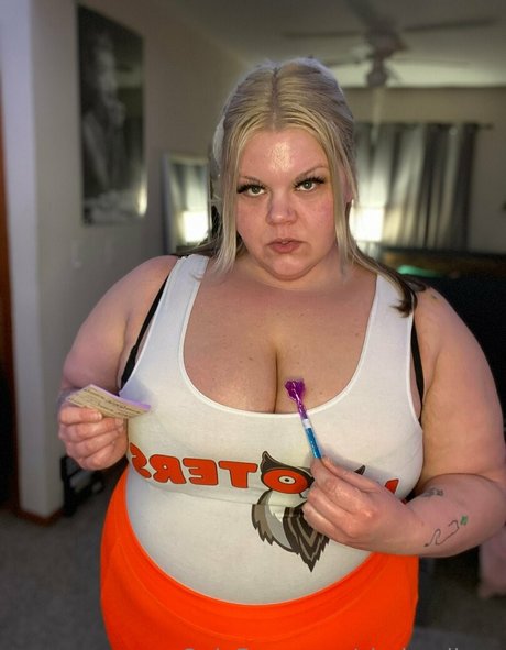 huge shemale onlyfans porno pictures