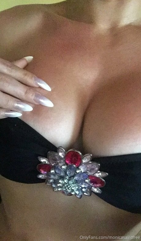 monicasaintxxx model pornographic img