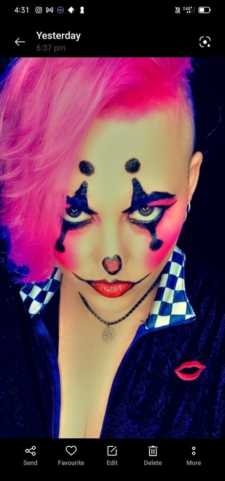 weirdartgirljo star best pic