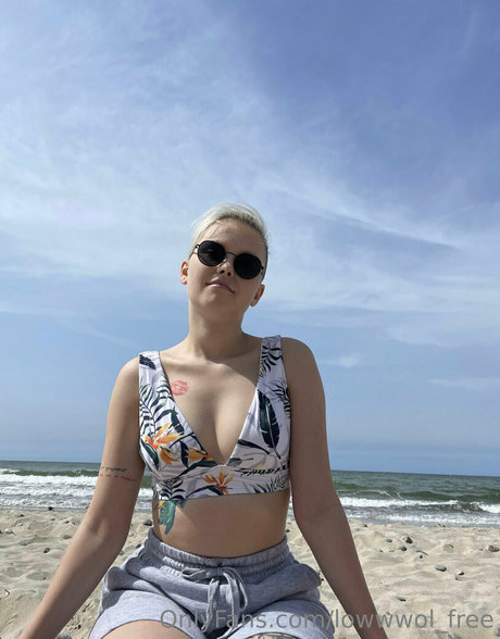 lowwwol free model exclusive pic