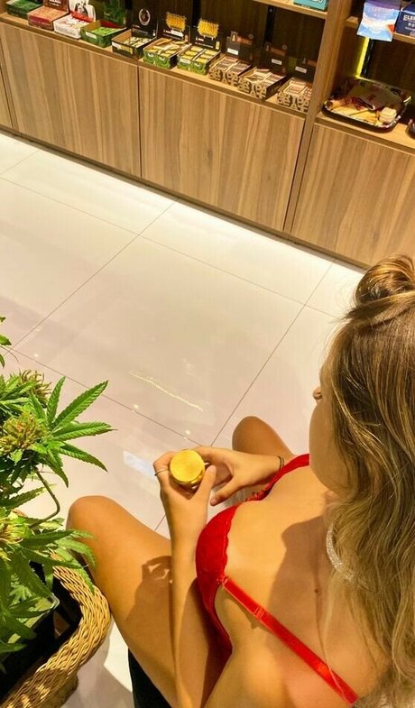 aSurfista star sexy image