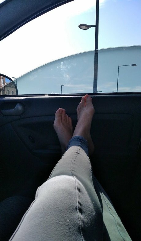 mommyphinye pornstar erotic picture