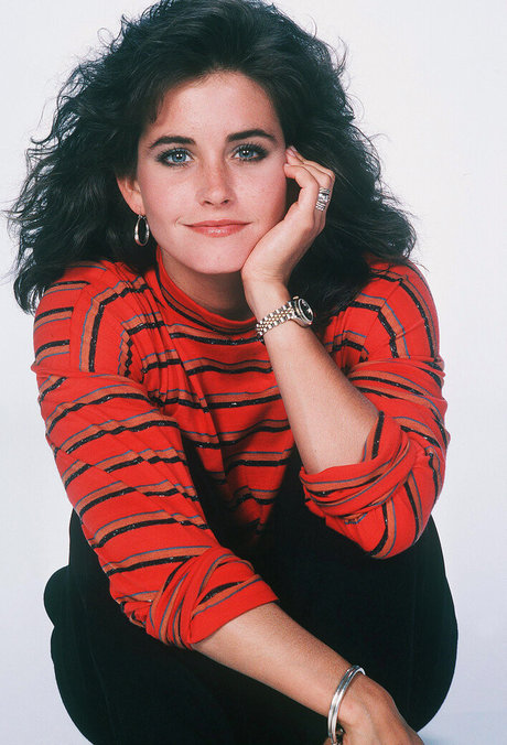 Courtney Cox adult model picture