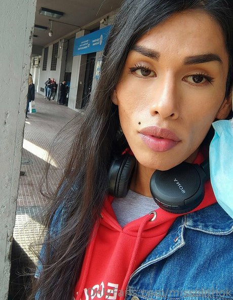 misslilithok perfect pornstar img