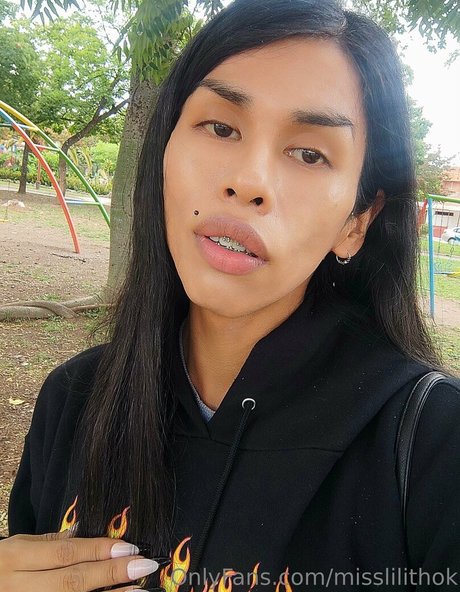 misslilithok nudes model images