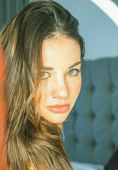 annifrani pornstar beautiful image