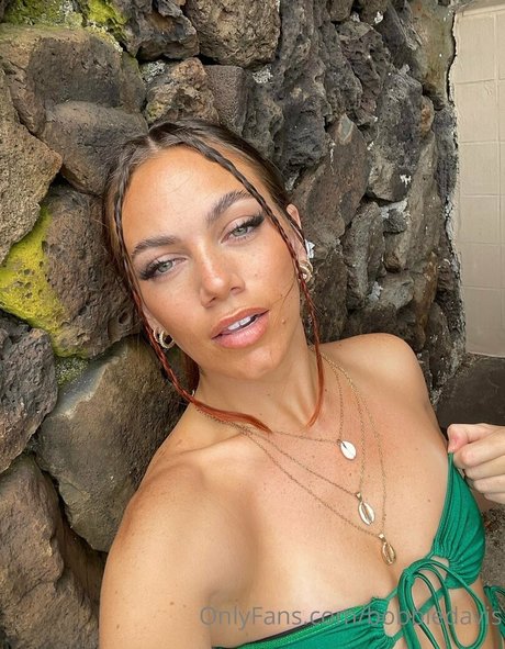 bobbiedavis model adult images