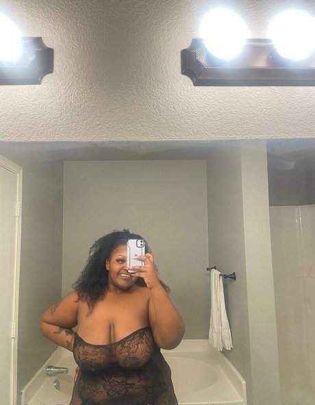 misschocolateshortcake exclusive star photo