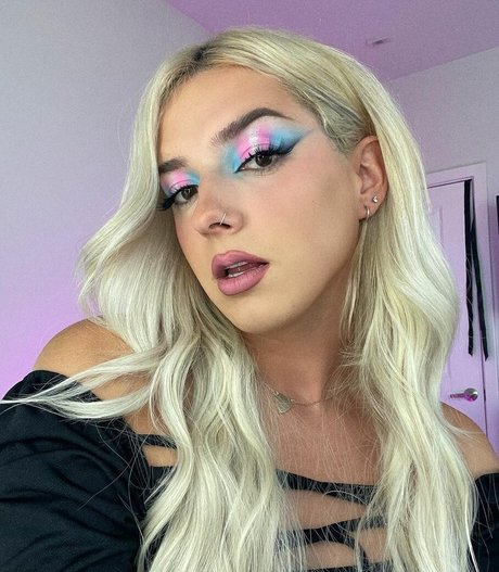 cloexrain naked pornstar images