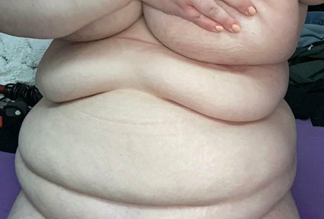 growing piggy1305 beautiful pornstar pic