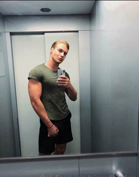 pierrefitchfree naked model photos