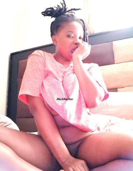 forbidianfruit star hot photo