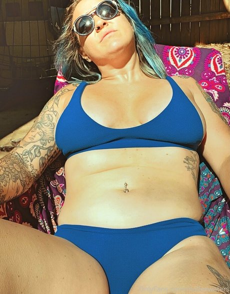 molleewaters sex model gallery