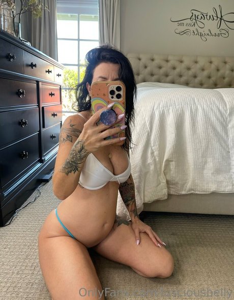 lusciousbelly star nude pics