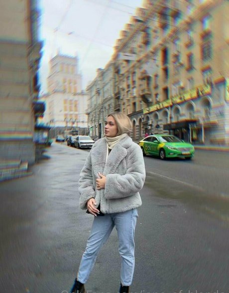 jane of blonde model porn photos