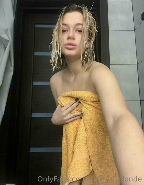 jane of blonde high quality actress img