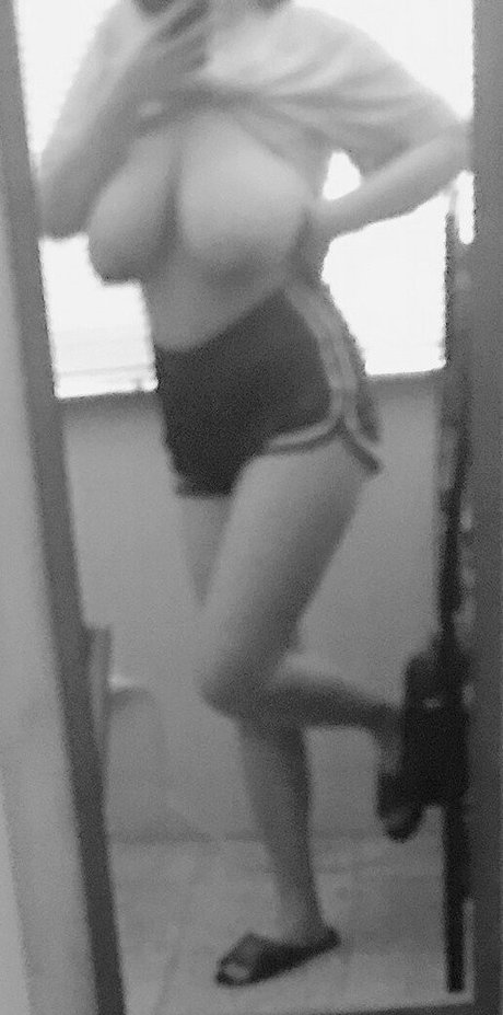 milf pregnant onlyfans xxx pic