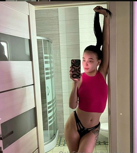 bebitalovee exclusive pornstar gallery