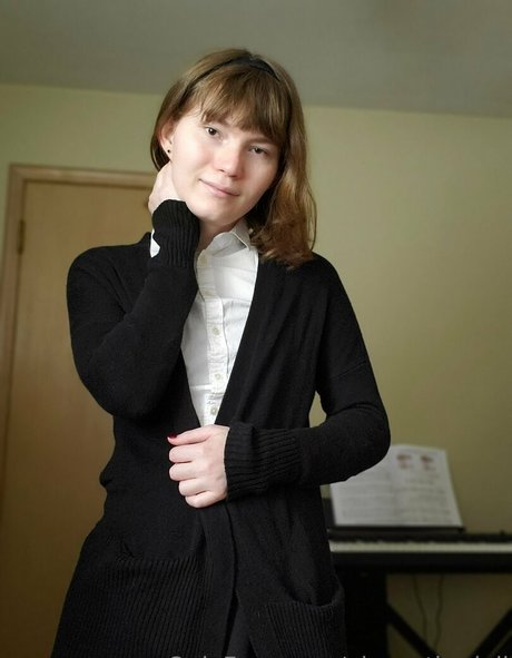 alysonthedoll model beautiful pictures