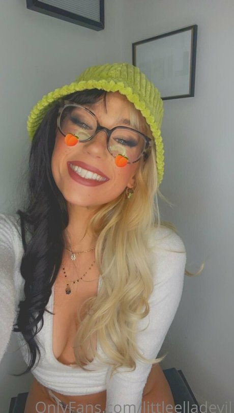 theelladevil star adult picture