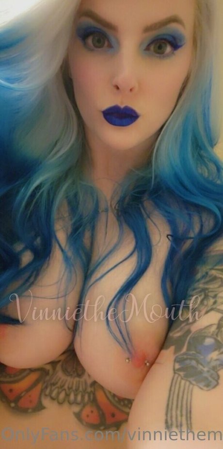 vinniethemouth best actress photo