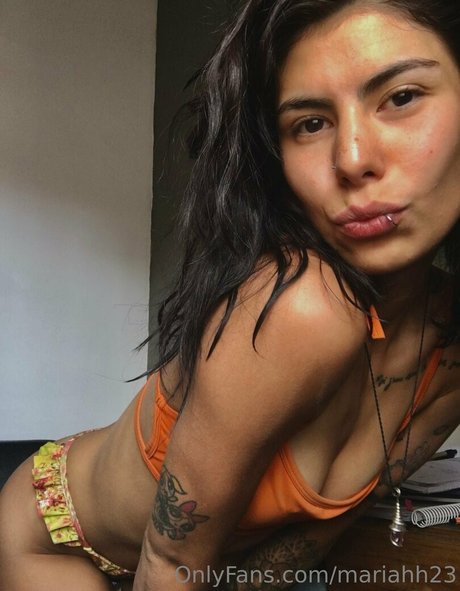 mariahh23 model best picture