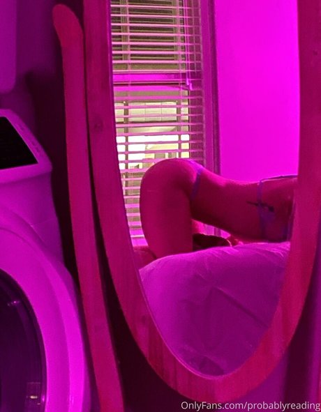 probablyreading pornographic star img