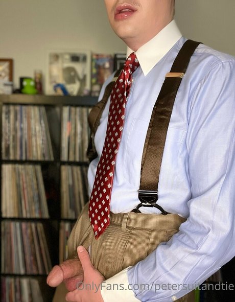 petersuitandtie pornstar nudes galleries