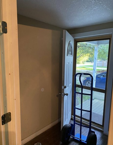 chloeyblack pretty model pic