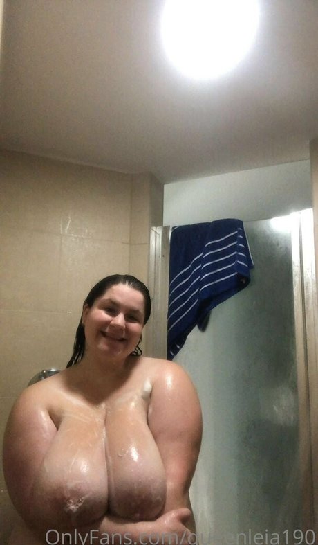 queenleia190 nude model pictures
