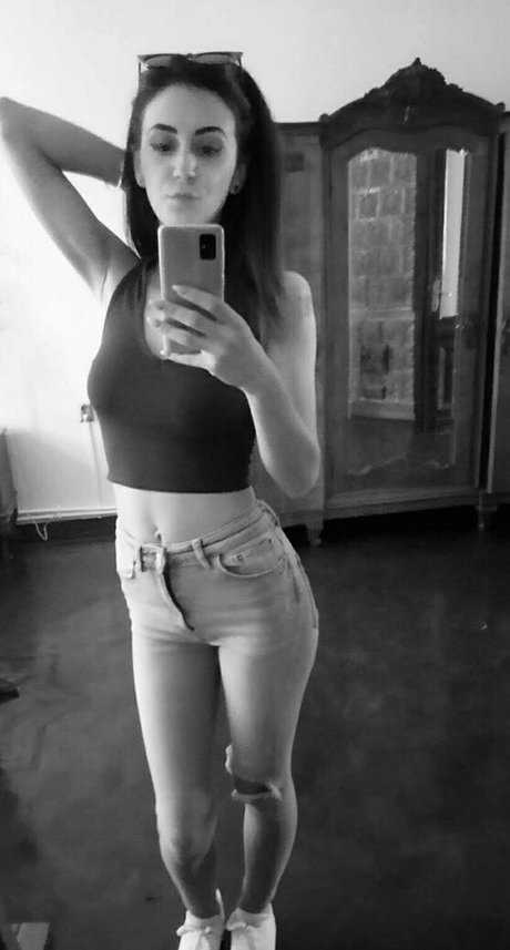 evabanefree erotic pornstar image