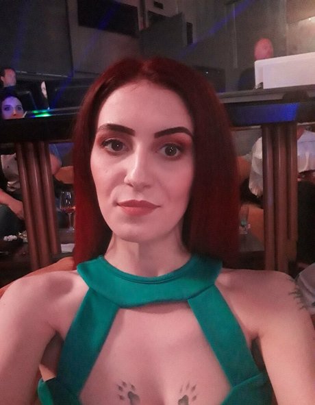 evabanefree pornographic model gallery