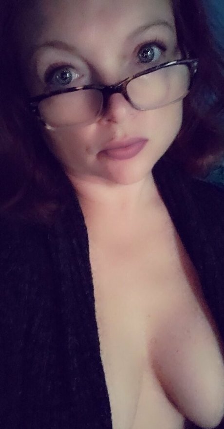 gingerhippie74 model adult image