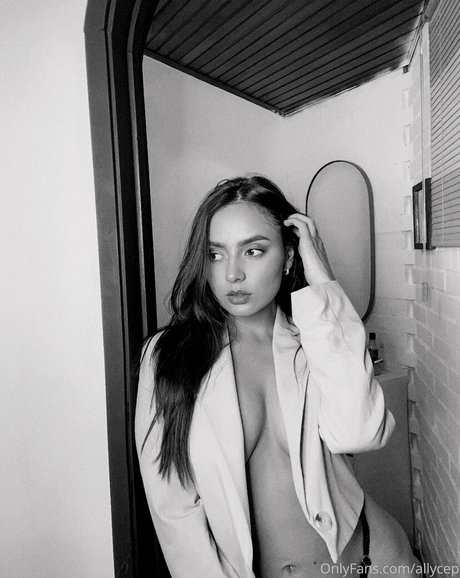 ceplia adult model image