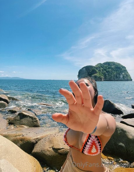 ceplia sexy star photo