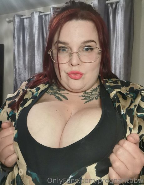 expandingbbw model hot gallery