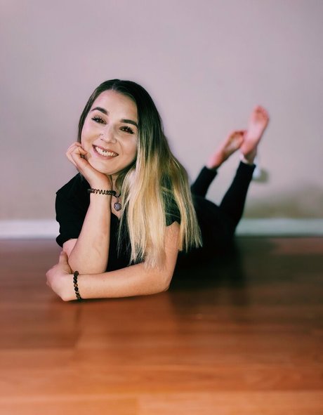 pawg xxx onlyfans naked image