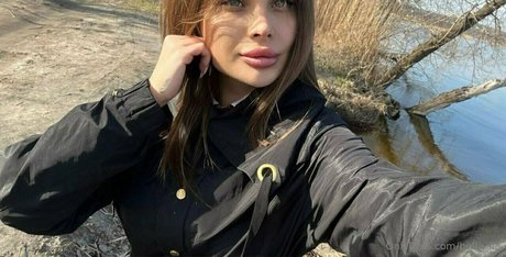 bella lla star beautiful images