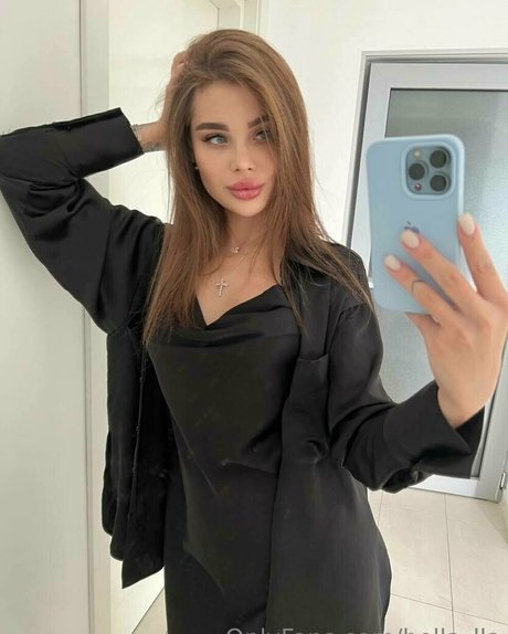 bella lla pretty model pics