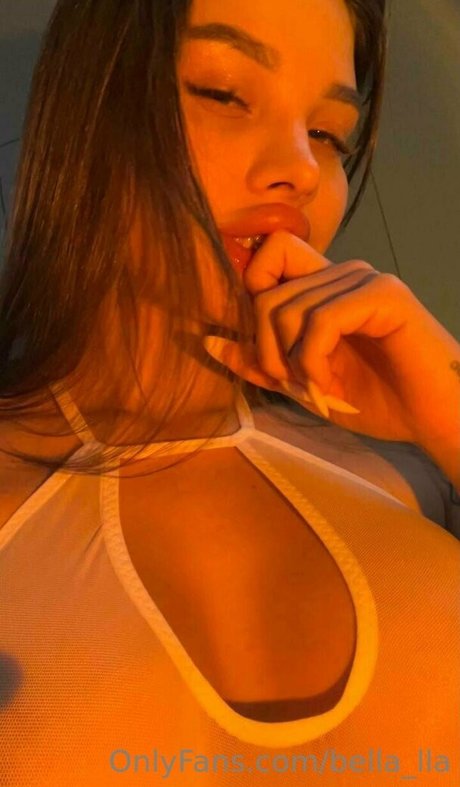 bella lla model xxx image